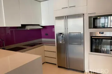 3 Bedroom Condo for rent in The Emporio Place, Khlong Tan, Bangkok near BTS Phrom Phong