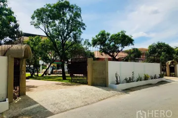 5 Bedroom Office for rent in Bang Na, Bangkok