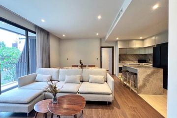 2 Bedroom Condo for rent in Via 61, Khlong Tan Nuea, Bangkok near BTS Ekkamai