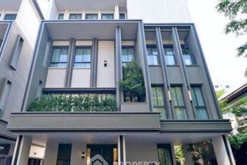 4 Bedroom House for Sale or Rent in Pakamas Village, Phra Khanong Nuea, Bangkok
