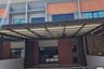 3 Bedroom Townhouse for sale in Siri Place Kalapapruek-Sathorn, Bang Wa, Bangkok