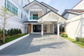 3 Bedroom House for sale in Dokmai, Bangkok