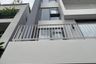 1 Bedroom Townhouse for sale in Huai Khwang, Bangkok near MRT Phra Ram 9