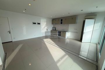 2 Bedroom Condo for sale in TC Green, Huai Khwang, Bangkok near MRT Phetchaburi