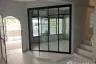 1 Bedroom House for rent in Khlong Tan Nuea, Bangkok