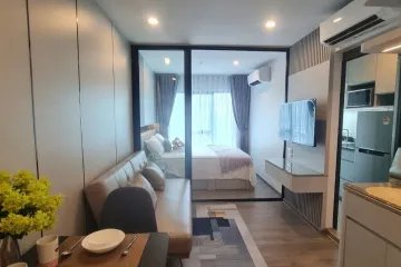 1 Bedroom Condo for rent in Regent Home Wuttakat, Talat Phlu, Bangkok near BTS Wutthakat