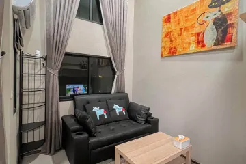 1 Bedroom Condo for rent in TGold Condo Ladprao 93, Khlong Chaokhun Sing, Bangkok near MRT Mahatthai