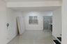 3 Bedroom Townhouse for rent in Baan Pruksa 61, Lak Song, Bangkok