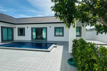 3 Bedroom Villa for sale in Nong Prue, Chonburi