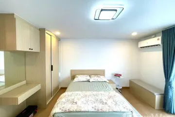 Condo for sale in Baan Krungthai Condotel, Wat Ket, Chiang Mai