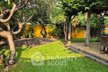 6 Bedroom House for sale in Baan Lat Phrao 1, Khlong Chan, Bangkok