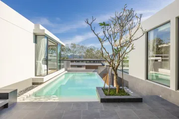 4 Bedroom Villa for rent in Amber Chamber, Si Sunthon, Phuket