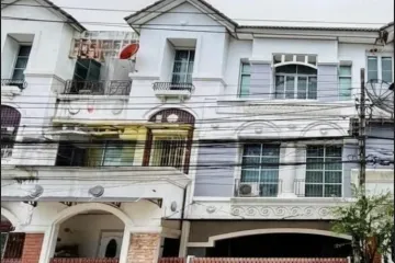 5 Bedroom Townhouse for Sale or Rent in Baan Klang Muang Ladprao-Yothin Phatthana, Lat Phrao, Bangkok