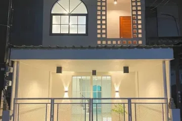 2 Bedroom Townhouse for rent in Sai Mai, Bangkok