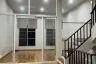 4 Bedroom Townhouse for rent in Ban Klang Mueang Yaek Ratchada-Lat Phrao, Chan Kasem, Bangkok near MRT Lat Phrao