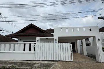 3 Bedroom House for rent in Warani Bypass, Ratsada, Phuket