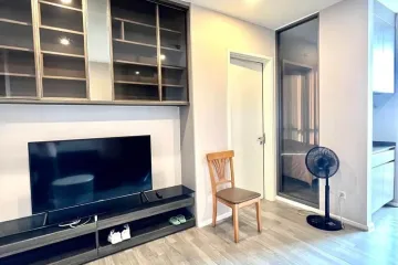 1 Bedroom Condo for rent in The Room Sukhumvit 69, Phra Khanong Nuea, Bangkok near BTS Phra Khanong