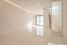 4 Bedroom Townhouse for sale in Chan Kasem, Bangkok