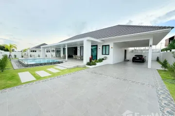 3 Bedroom Villa for sale in Baan Mittraparp, Khao Noi, Prachuap Khiri Khan