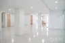 9 Bedroom Office for rent in Dokmai, Bangkok