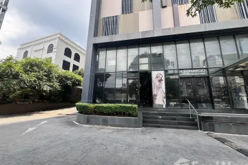 Commercial for rent in Thru Thonglor, Bang Kapi, Bangkok near MRT Phetchaburi