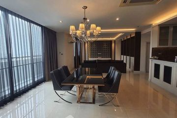 3 Bedroom Apartment for rent in Four Wings Mansion, Khlong Toei Nuea, Bangkok near Airport Rail Link Makkasan