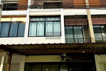 3 Bedroom Townhouse for sale in SIXNATURE PETCHKASEM 69, Nong Khang Phlu, Bangkok near MRT Thawi Watthana