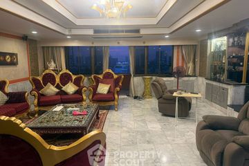 4 Bedroom Condo for rent in Oriental Towers, Khlong Tan Nuea, Bangkok near BTS Thong Lo