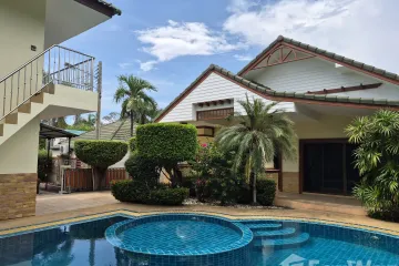 4 Bedroom House for sale in Baan Dusit Village, Huai Yai, Chonburi