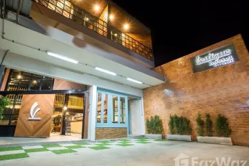 7 Bedroom Hotel / Resort for sale in Wat Ket, Chiang Mai