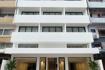 Commercial for rent in Khlong Tan Nuea, Bangkok