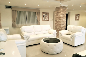 2 Bedroom Condo for Sale or Rent in Rungfa Condominium, Nong Prue, Chonburi