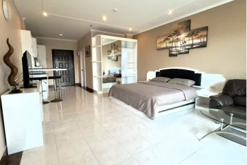 Condo for Sale or Rent in View Talay 8, 