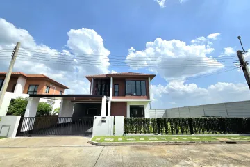 5 Bedroom House for sale in The Ricco Residence Outering-Hathairat, Sam Wa Tawan Tok, Bangkok
