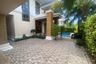 5 Bedroom House for rent in Narasiri Pattanakarn-Srinakarin, Suan Luang, Bangkok near MRT Khlong Kalantan