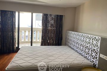 1 Bedroom Condo for rent in Nusa State Tower Condominium, Silom, Bangkok near BTS Surasak