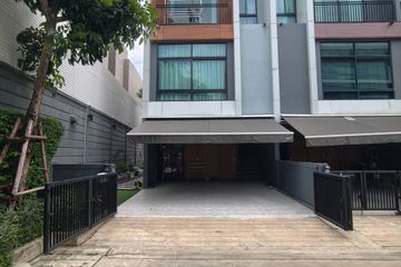 3 Bedroom Townhouse for sale in Arden Phatthanakan, Suan Luang, Bangkok near BTS On Nut