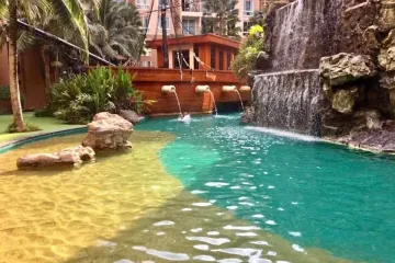 2 Bedroom Condo for sale in Atlantis Condo Resort, Nong Prue, Chonburi