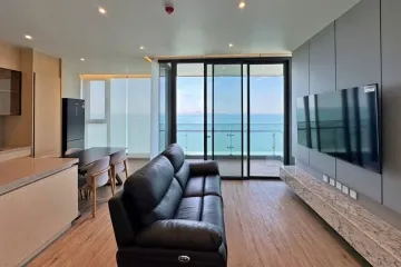 2 Bedroom Condo for sale in Arom Wongamat, Na Kluea, Chonburi