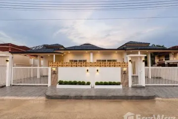 3 Bedroom House for sale in Dusit Buri, Ratsada, Phuket