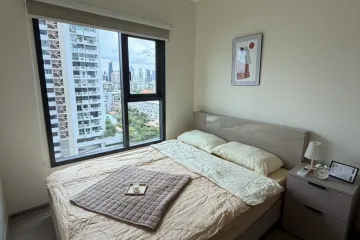 1 Bedroom Condo for rent in THE BASE Phetchaburi-Thonglor, Bang Kapi, Bangkok near MRT Phetchaburi