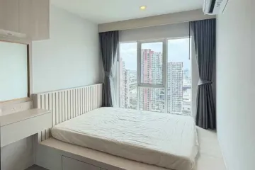 1 Bedroom Condo for rent in Regent Home Bangna, Bang Na, Bangkok near BTS Bang Na