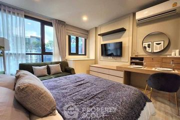 1 Bedroom Condo for sale in XT Huaikhwang, Din Daeng, Bangkok near MRT Huai Khwang