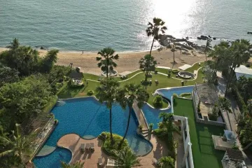 2 Bedroom Condo for sale in The Palm Wongamat Beach, Na Kluea, Chonburi