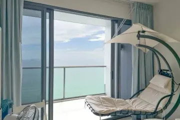 1 Bedroom Condo for sale in Zire Wongamat, Na Kluea, Chonburi