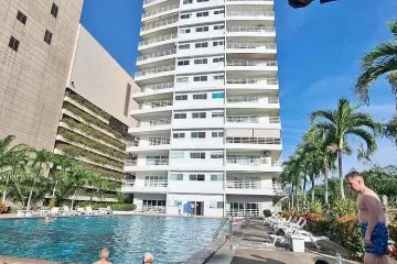 2 Bedroom Condo for sale in View Talay 6, Nong Prue, Chonburi