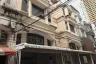 8 Bedroom Townhouse for rent in Khlong Tan, Bangkok near BTS Phrom Phong