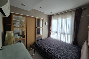 2 Bedroom Condo for rent in Lumpini Place Water Cliff, Chong Nonsi, Bangkok near BTS Surasak