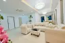 3 Bedroom House for sale in Na Kluea, Chonburi