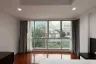 4 Bedroom Apartment for rent in Sathorn Gallery Residences, Silom, Bangkok near BTS Surasak